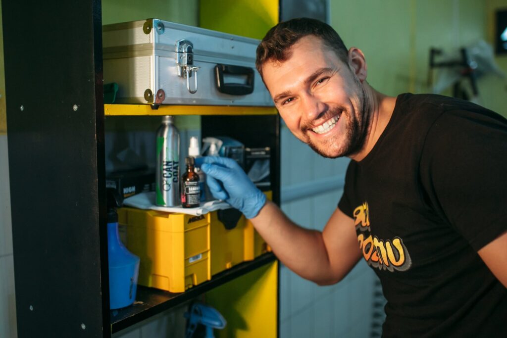 Майстер з нанокераміки