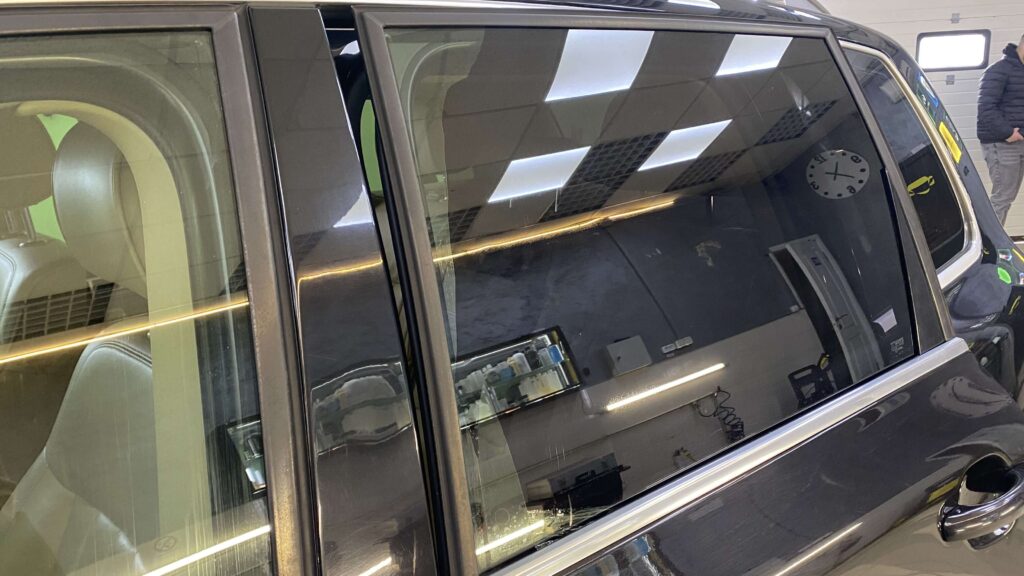 Зняття тонування авто